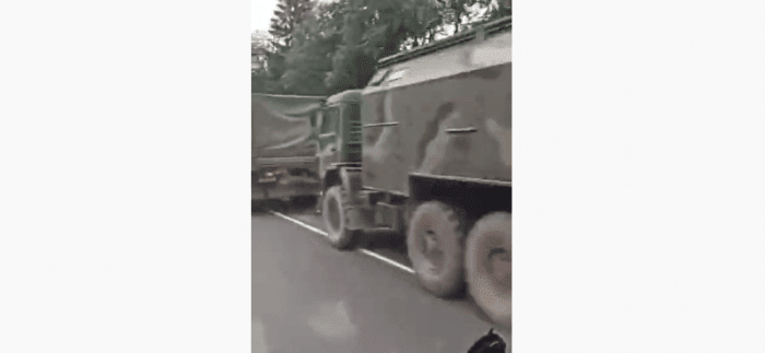 військова колона в Смоленській області - відео