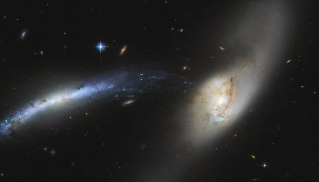 Hubble сфотографував "зоряний водоспад" у Всесвіті